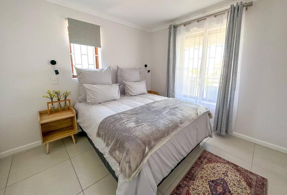 Kalk Bay Stylish 2bed-pool&patio - 33 Apartment Cape Town